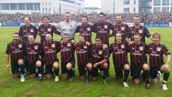 支持“伯乐计划”香港明星足球队挑战A米国米世界足坛大咖