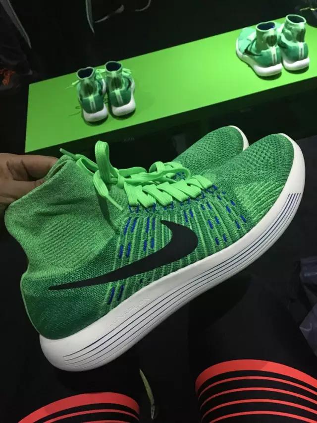 nike跑鞋flyknit2,跑鞋nikefly4和fly5