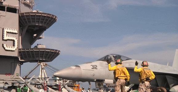 航空母舰二维图,航空母舰彩虹人白马甲