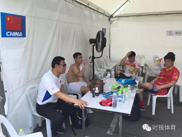 大友集团队亮相五人制世界杯！首日比赛精彩不断，大友攻入首球！