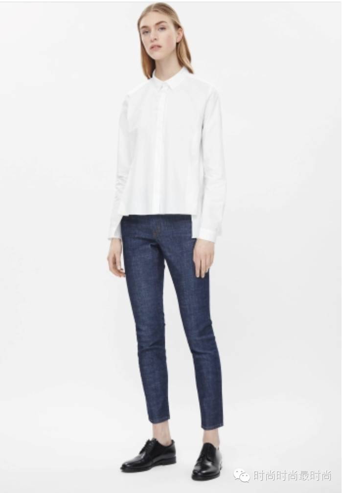 小白t恤男士配西装最帅,小白体恤长袖秋款男