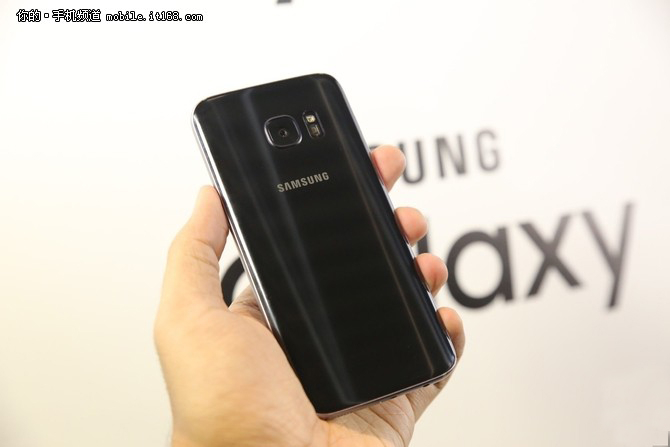 三星s7和s7edge哪款值得买,三星s7和s7edge选哪个好