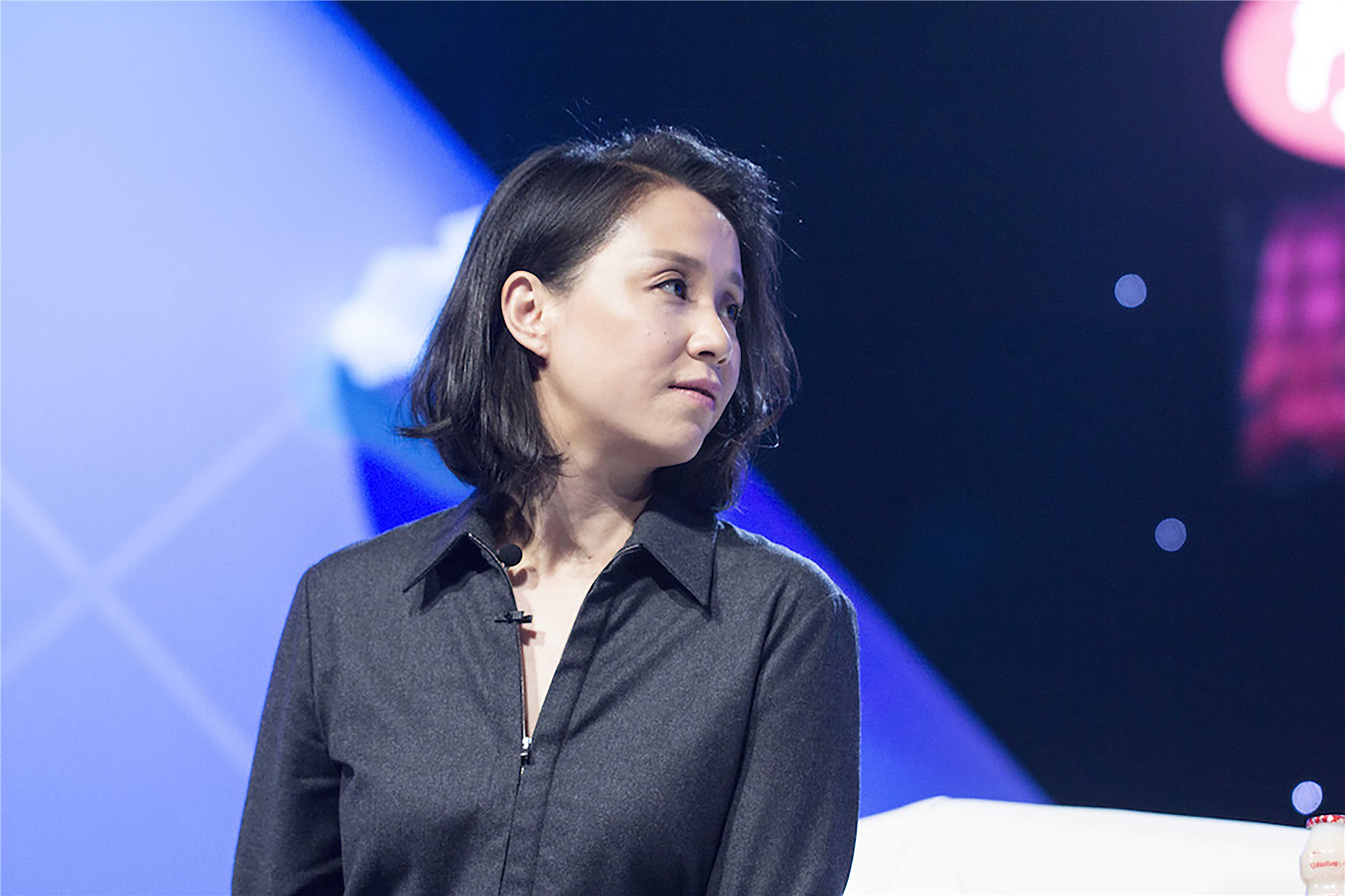 李宇春舒淇现状,硝烟四起傅菁完整版