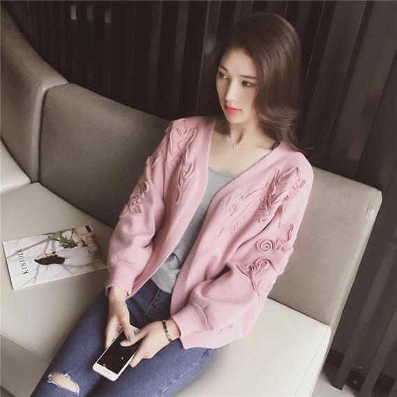 宽松韩版慵懒穿搭,韩国休闲简单温柔文艺穿搭