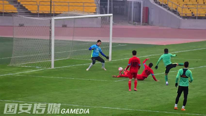 奥古斯托凌空抽射破门北京台解说,国安对阵上港奥古斯托