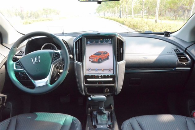 试驾纳智捷优六,最新的纳智捷优6