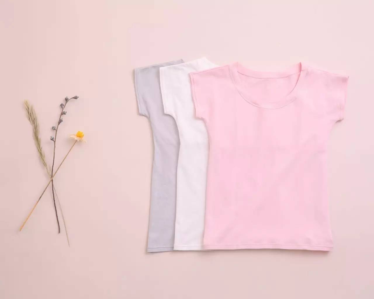 女生在大热天跑步怎样才能更清爽？功能型背心是一个好选择！