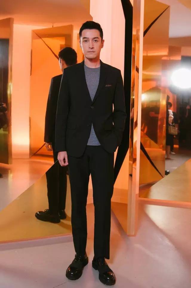 OK!FASHION｜用视觉和嗅觉跟Chanel漫步巴黎