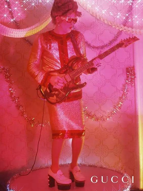 谨慎｜「人民币粉碎机」GUCCI带着新系列和可怕的线上选购服务，来了……