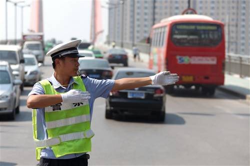 石家庄市气象台发布高温橙色预警,石家庄气象台发布橙色高温预警