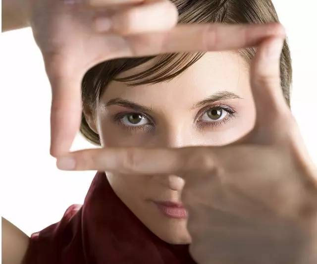 对眼睛干涩有好处的食物,缓解眼劳累改善视力多吃7种水果