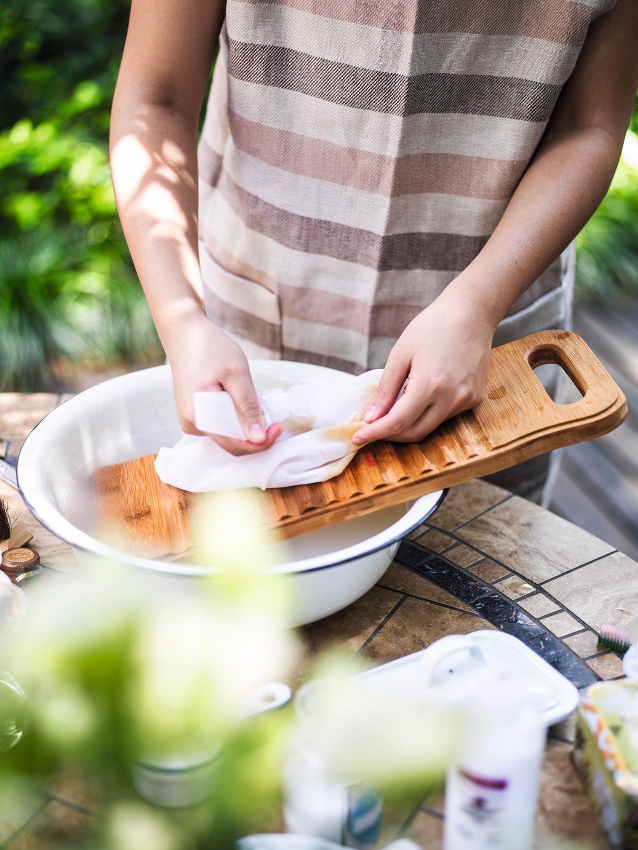 永续护衣：自有米饭柠檬牛奶来对付污渍油渍口红渍