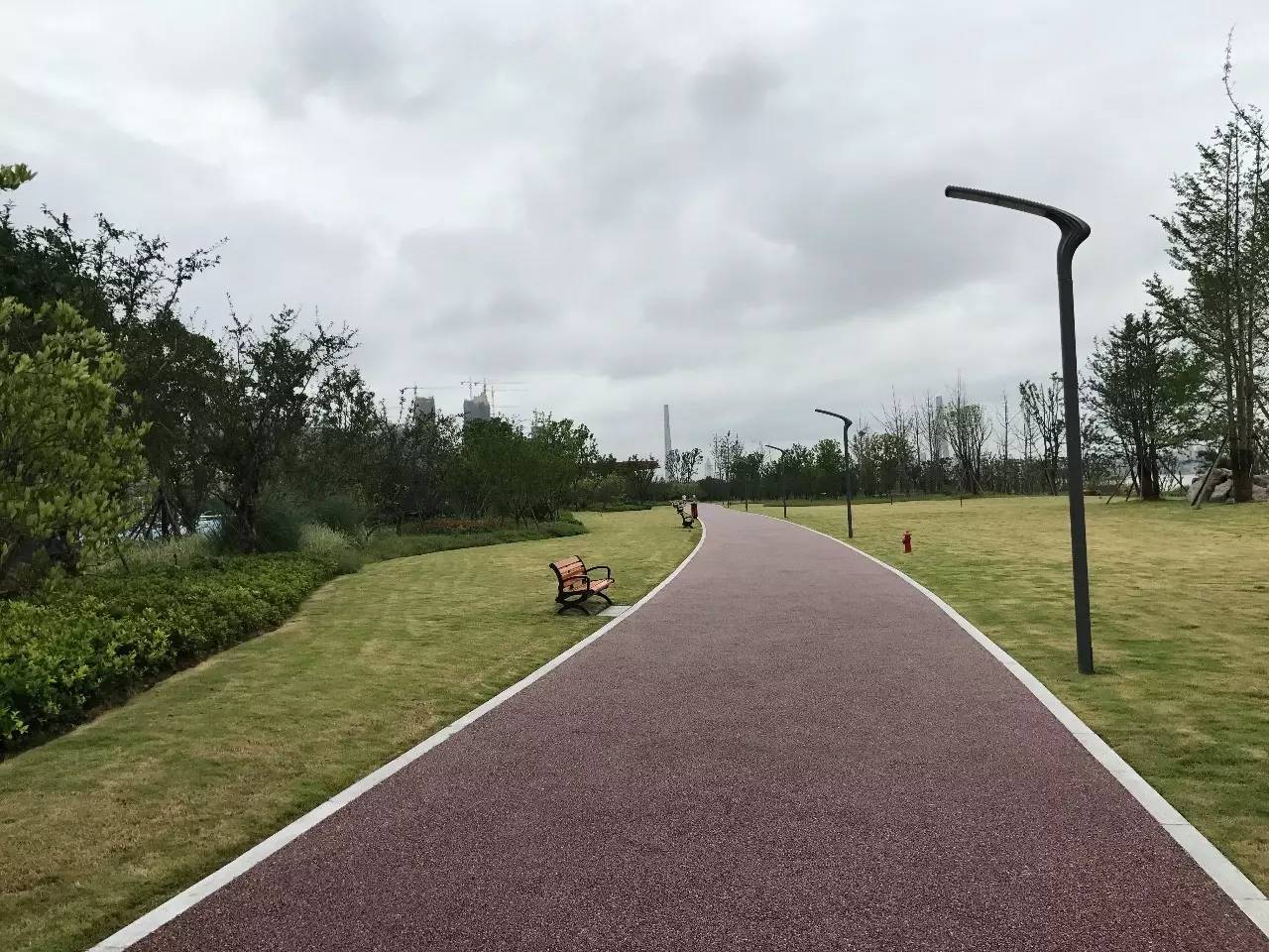 武汉长江两岸,为什么武汉可以在长江两岸发展