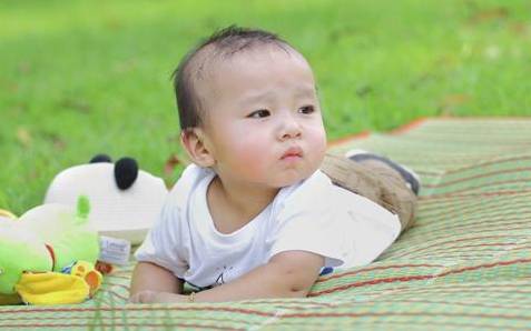 孩子吃了拉肚子的药体温37.4,小孩拉肚子吃止泻药不管用怎么办