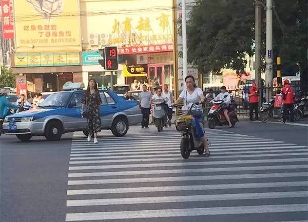 焦作不文明交通,不文明交通行为曝光直播