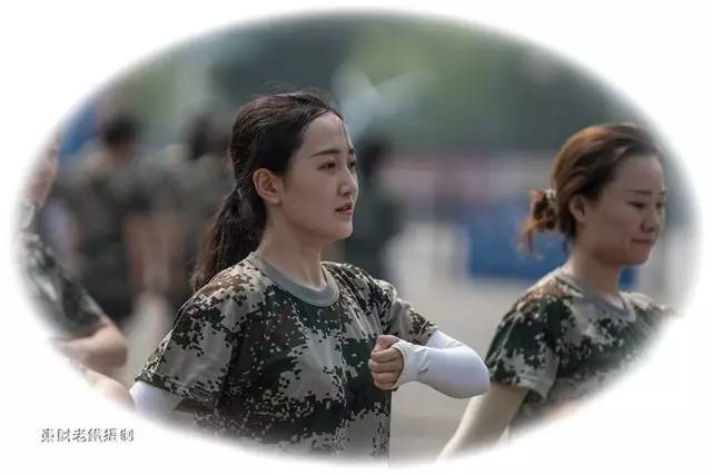 校园又闻军训声：大连银行新员工军训花絮