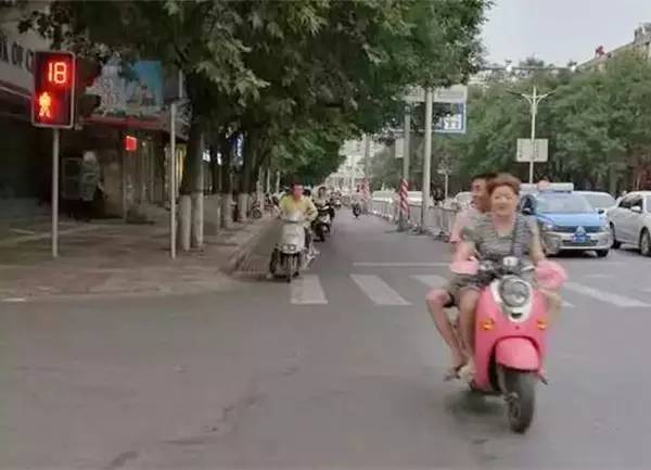 焦作不文明交通,不文明交通行为曝光直播