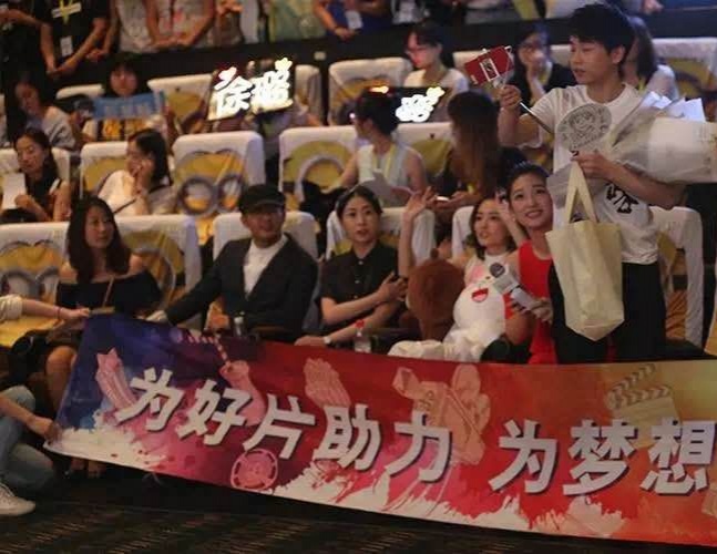 闪光少女徐璐彭昱畅刘泳希,闪光少女彭昱畅徐璐大结局