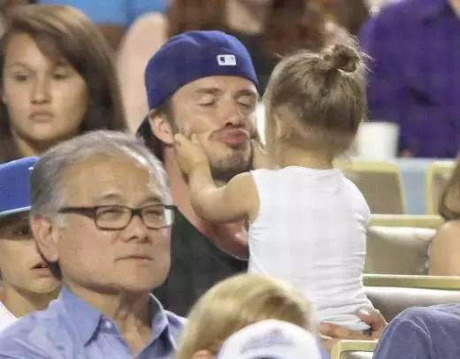 贝克汉姆：给你一个女儿，你能温暖整个世界