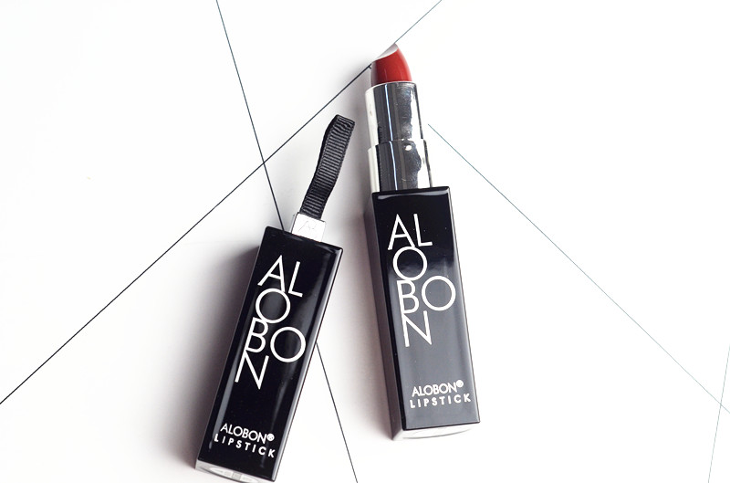 贫民窟的种草小天使丨新手化妆全套白菜好用化妆品清单，单品低至十块钱！