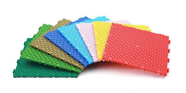 悬浮式拼装地板篮球场多少钱一个,拼装地板价格