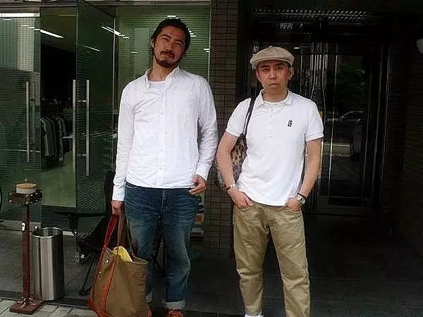 一把伞卖10万天价,一把伞卖七十万块