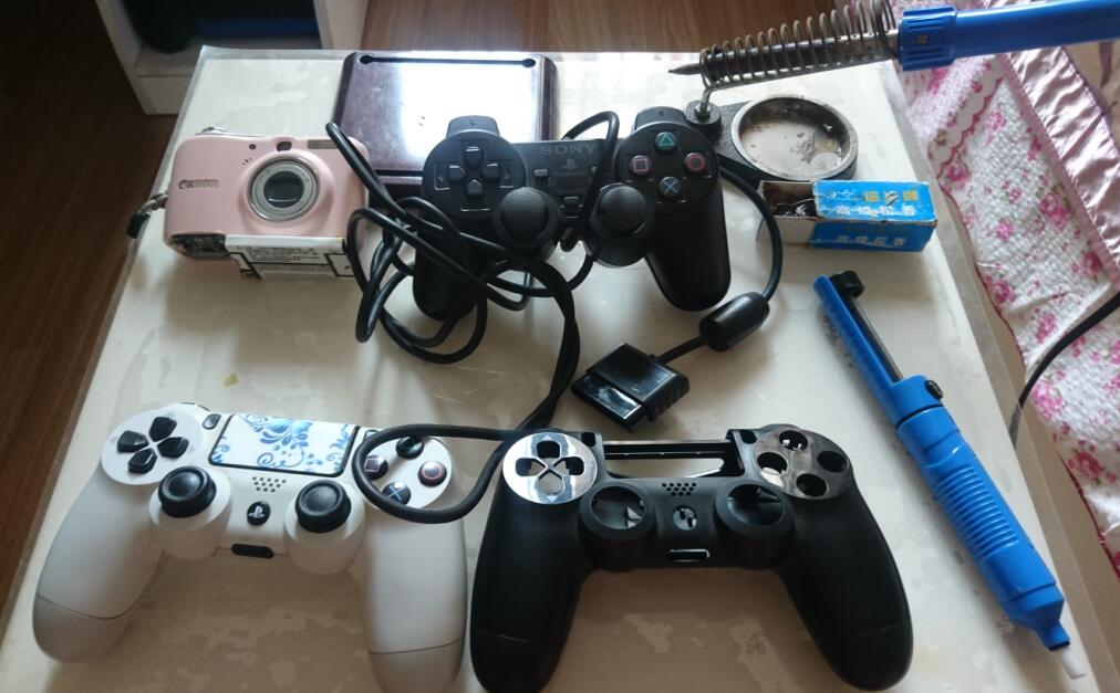 胡撕乱拆系列——索尼*法大**SONYPS4手柄拆机及真-摇杆更换