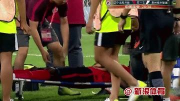 曝詹姆斯脚伤需长期恢复,辽宁宏运詹姆斯伤情