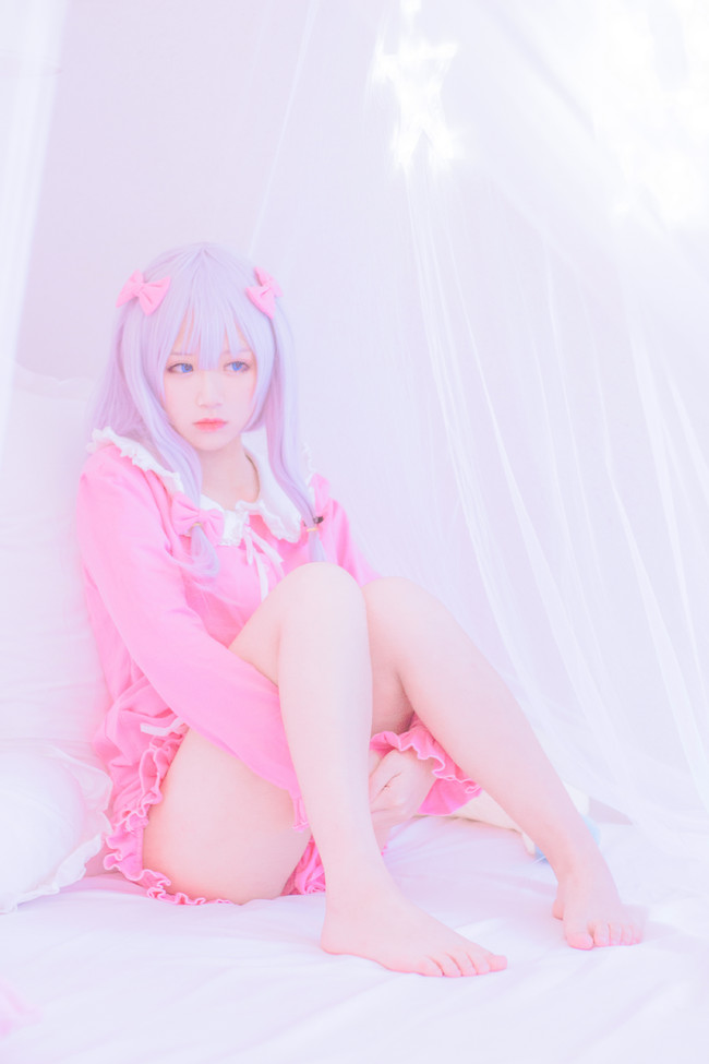 cos二次元少女漫画,双马尾动漫少女cos可爱