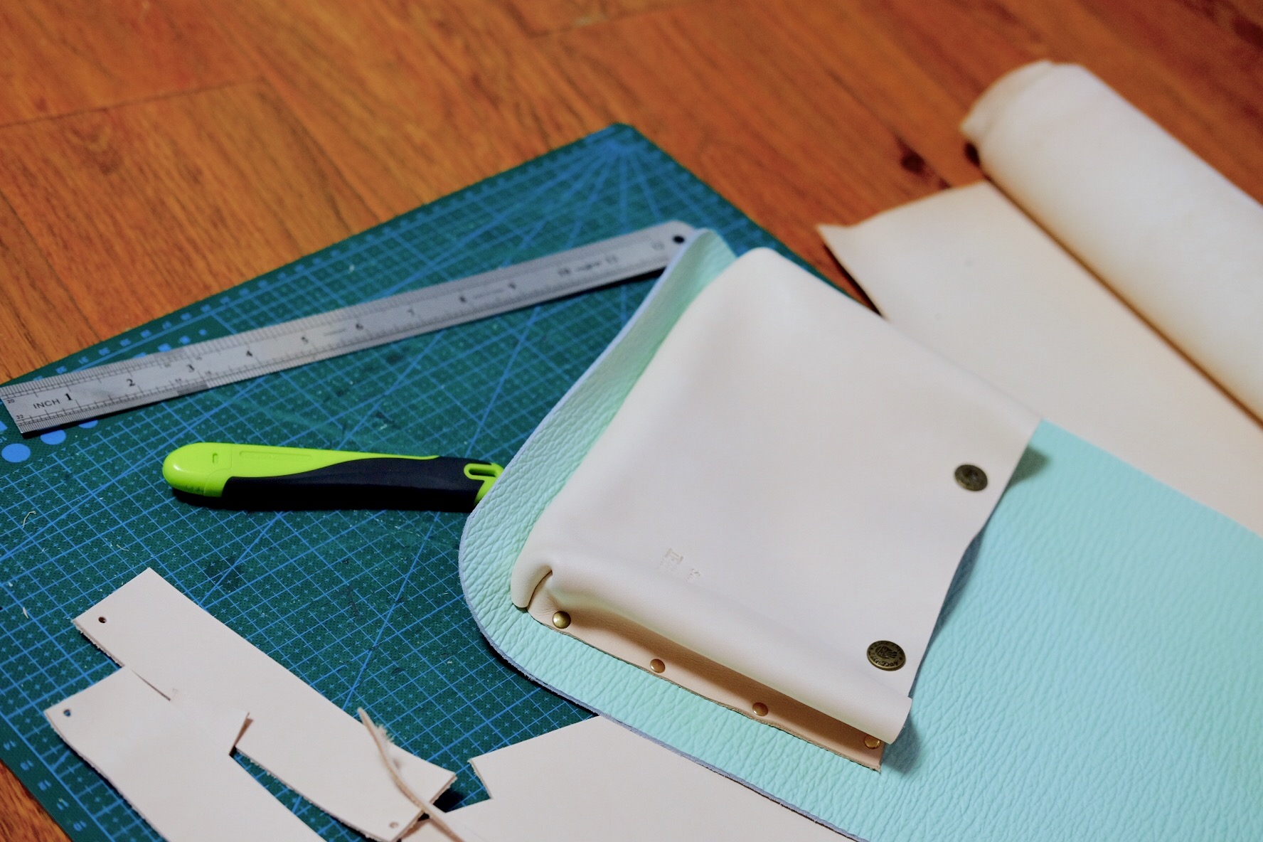 夏天又撞包了吧？来看看如何亲手制作一款双肩包