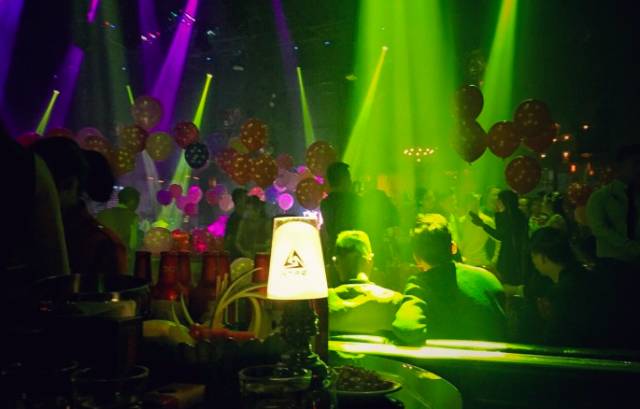 南宁最多人去玩的是哪个酒吧,南宁本地人都去的酒吧