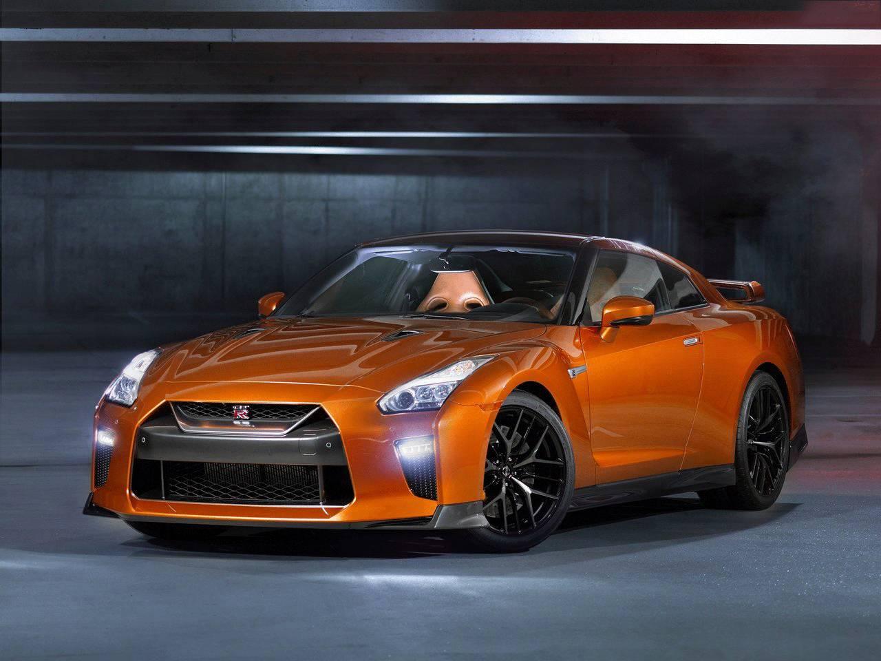 日产gtr战神vs川崎,最新款日产gtr是哪一年的