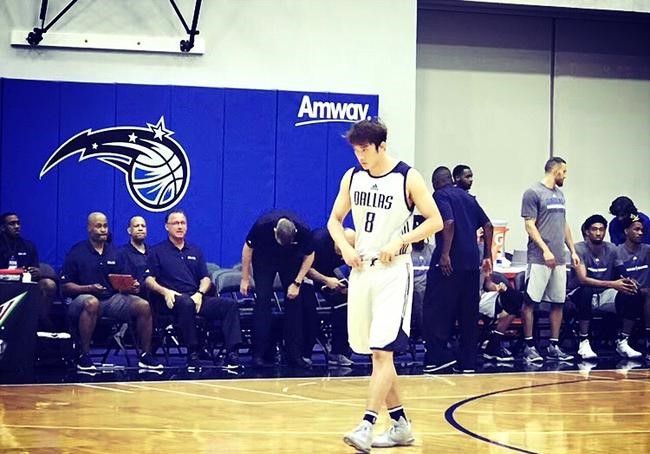 小牛队丁彦雨航,小牛签约中国球员