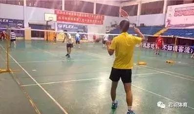 羽毛球反手高远球球感,小朋友高远球球感练习