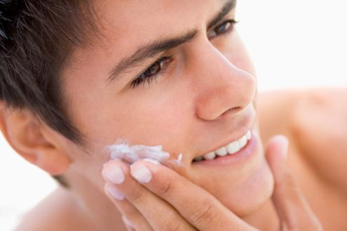 去除脸上油脂深度清洁,男士脸部清洁美容学习去哪里学