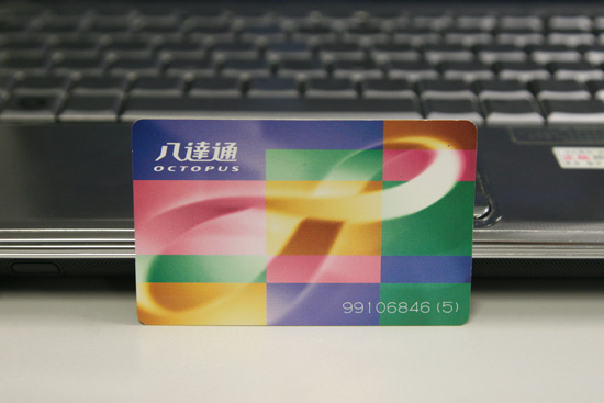 “一卡在手，出门不愁”，你值得拥有一张学生八达通