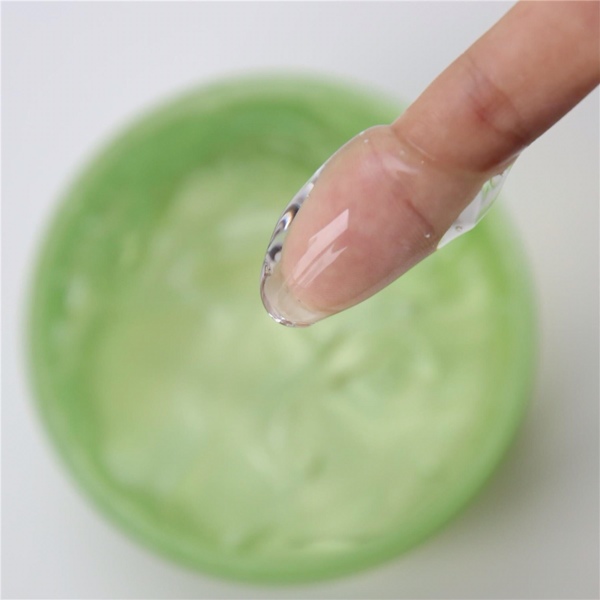 挤完痘痘可以抹精华吗,挤完痘痘可以抹其他皮肤吗