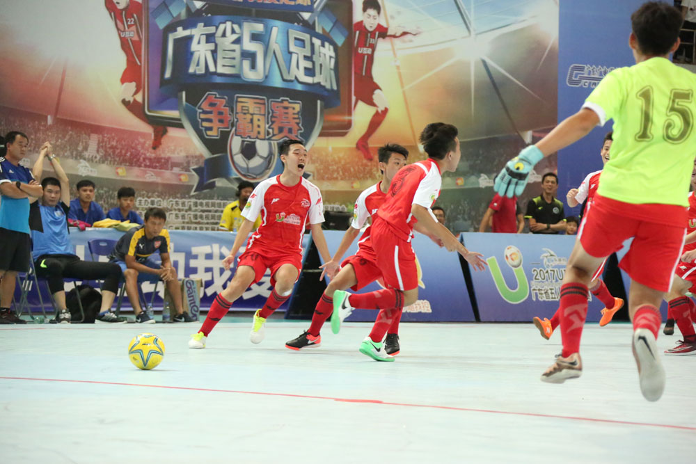 在小学生中发掘未来国脚7大美女主播老国脚齐来加油