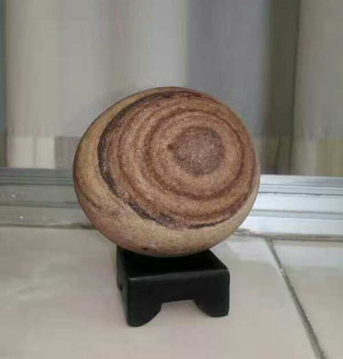 奇石圈藏品视频,奇石的摆放位置有什么讲究