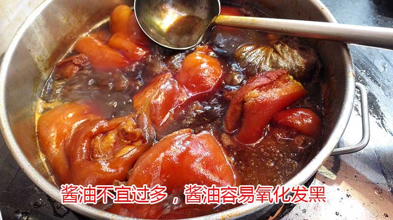 隆江卤完猪肘皮为什么会白,隆江猪脚卤水变少