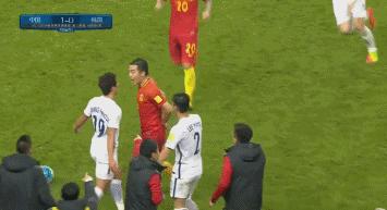 武磊力挽狂澜国足迎12强赛首胜,中日韩足球东亚三强