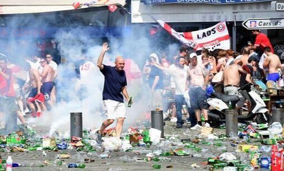 如果没有*力暴**！足球的天空该是多么晴朗，足协请别光只会罚款！