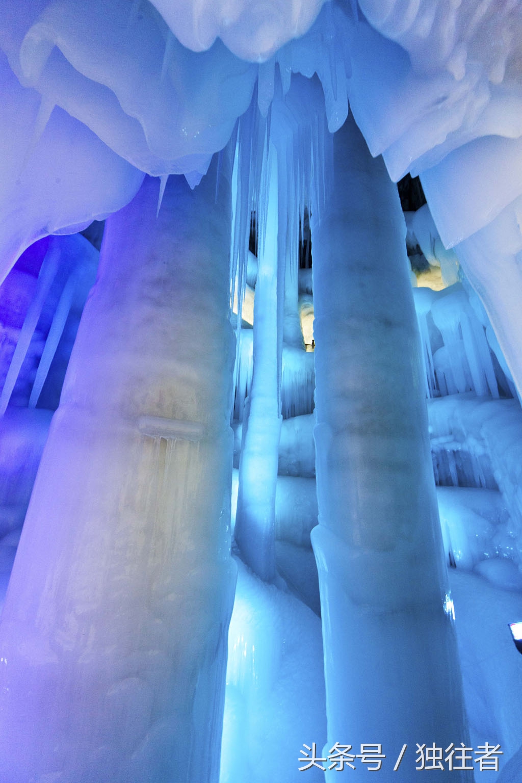 山西300万年的冰洞奇观,山西万年冰洞