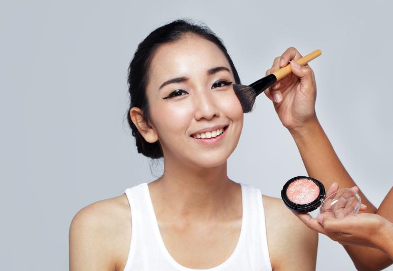 化妆小白的基础入门,化妆新手必备100个建议