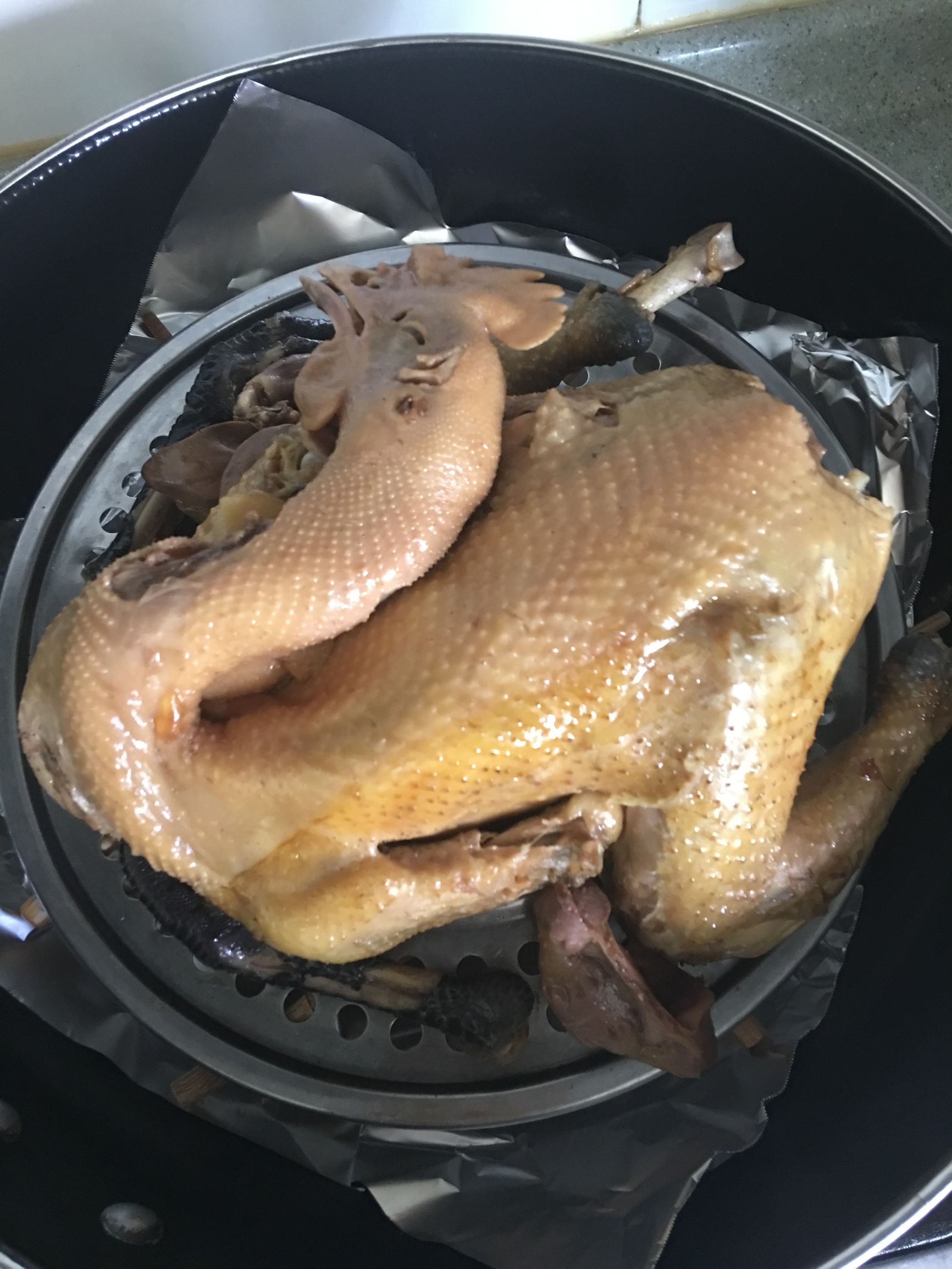 正宗东北熏烧鸡做法,东北老式熏鸡的制作方法