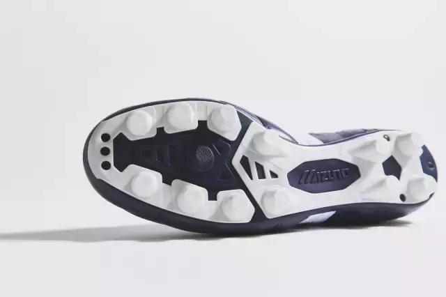 忠于传统，不负匠心｜MizunoMoreliaII孔雀蓝发布