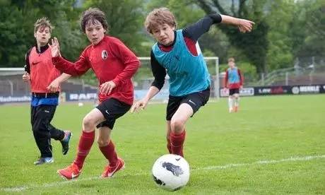 最多的国家曾经五次拿到大力神杯,三年前世界杯冠军