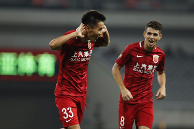 武磊力挽狂澜国足迎12强赛首胜,中日韩足球东亚三强