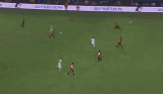 拉什福德18分钟双响，曼联首秀大胜银河！但穆帅要开吹风机了