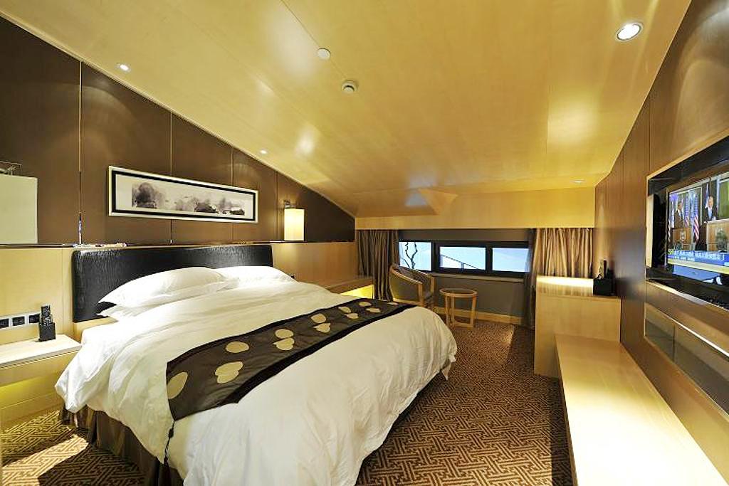 黄山温泉度假酒店泡温泉推荐,黄山脚下温泉旅游攻略